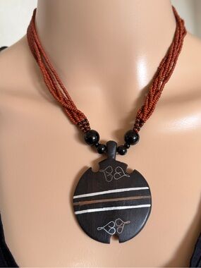 💚$10 or 3 for $25💚 Handcrafted Black & Terracotta Beaded Pendant Necklace
